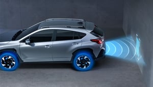 Hinteres Notbremssystem mit Kollisionswarner